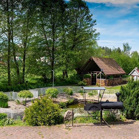 Pensjonat Agroturystyczny Pod Modrzewiem Bed & Breakfast Florczaki Luaran gambar
