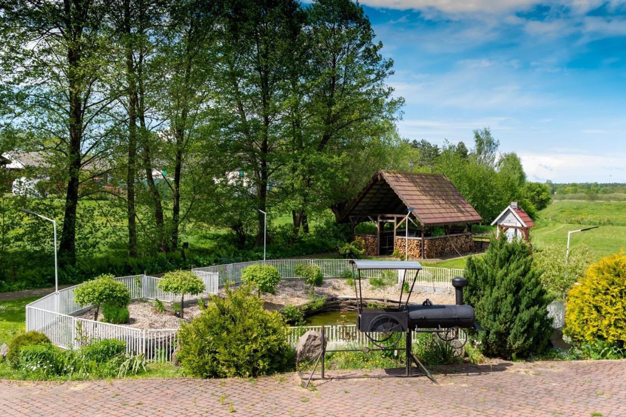 Pensjonat Agroturystyczny Pod Modrzewiem Bed & Breakfast Florczaki Luaran gambar