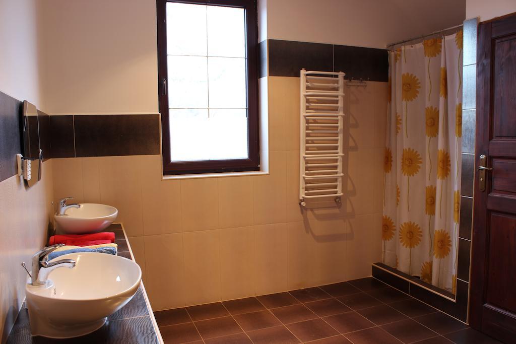 Pensjonat Agroturystyczny Pod Modrzewiem Bed & Breakfast Florczaki Bilik gambar