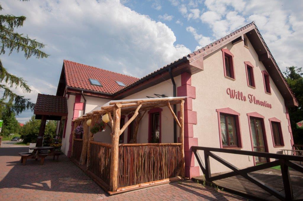 Pensjonat Agroturystyczny Pod Modrzewiem Bed & Breakfast Florczaki Luaran gambar